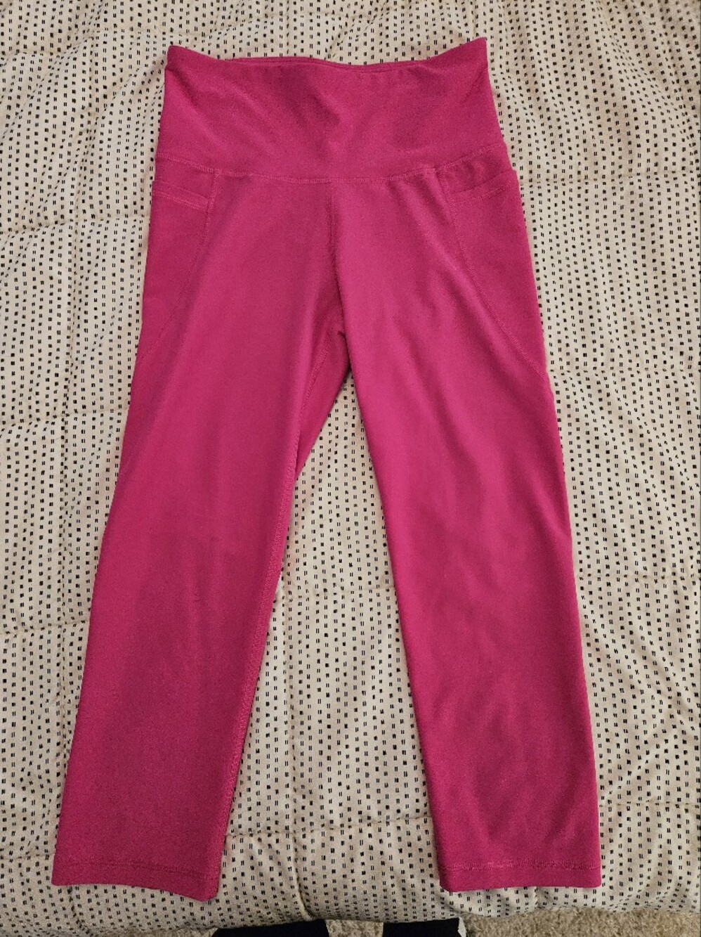 Old Navy Active Capri Pants
